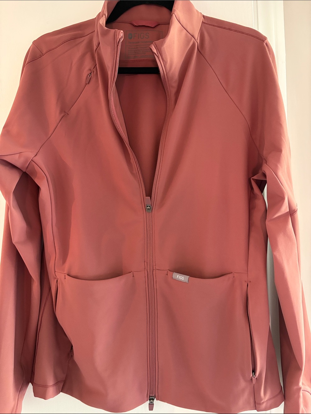 Figs Women's Zip-Front Utility Jacket in Dusty Rose